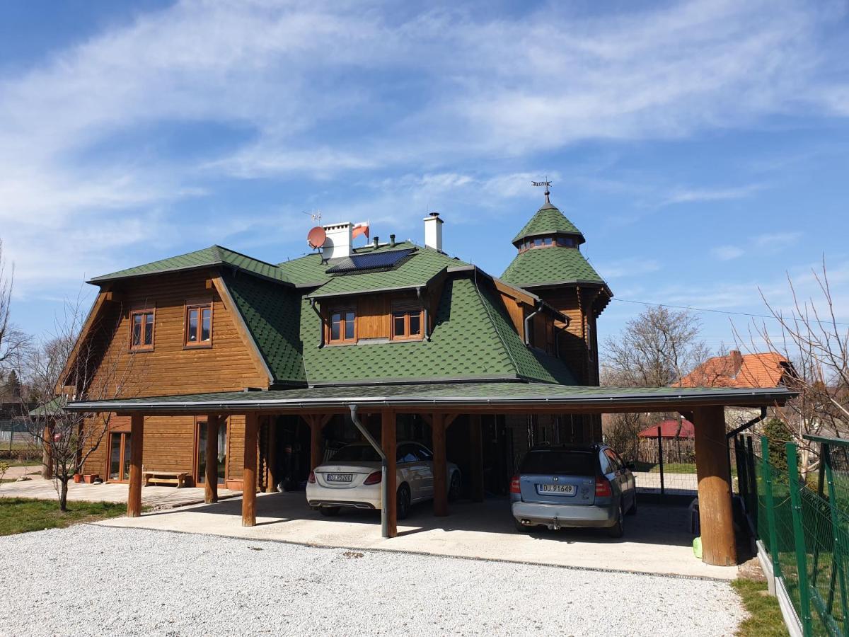 Sobieszow Apartament Basia Zielone Wzgorze -Willa Tosia Bagian luar foto